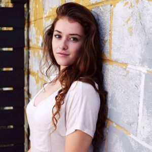 Meet your Posher, Leah